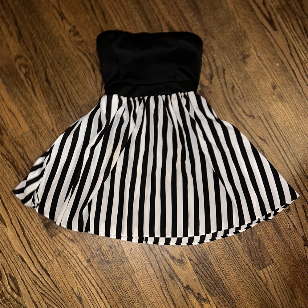 Material Girl Monochrome Striped Kids Dress